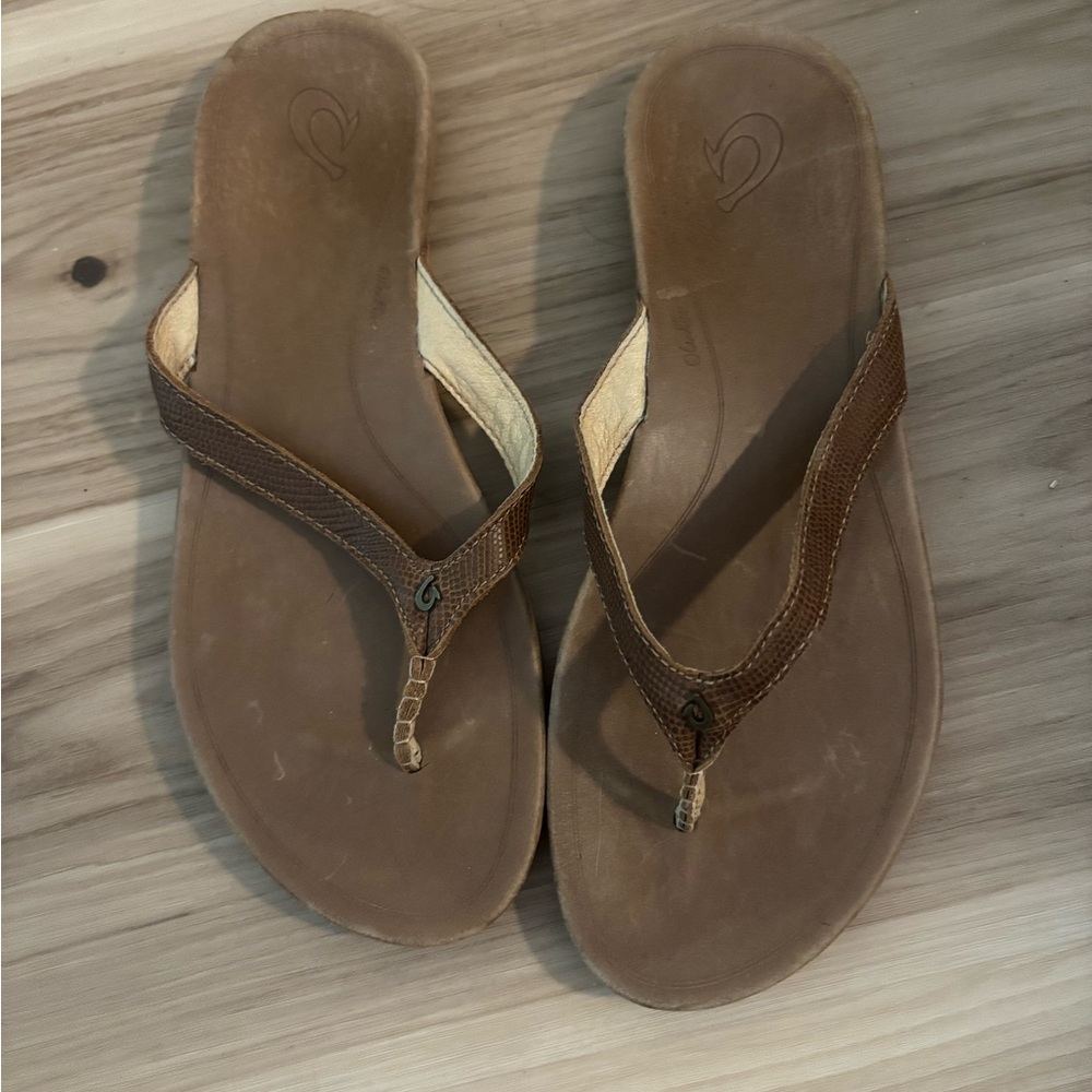 OluKai Brown Women's Sandals